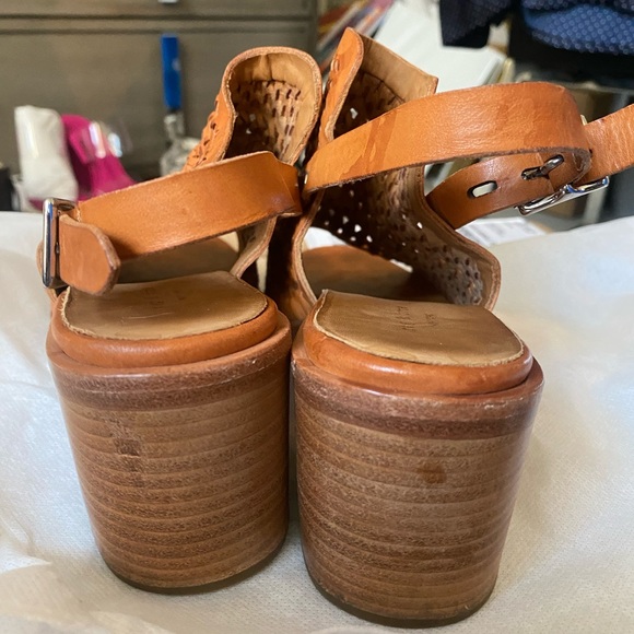 RAG AND BONE Tan heeled open toe mules - Picture 3 of 5